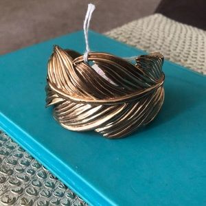 Stella and Dot Secret Garden Cuff
